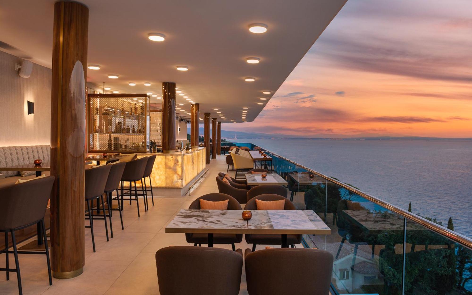 Hilton Costabella And 5*