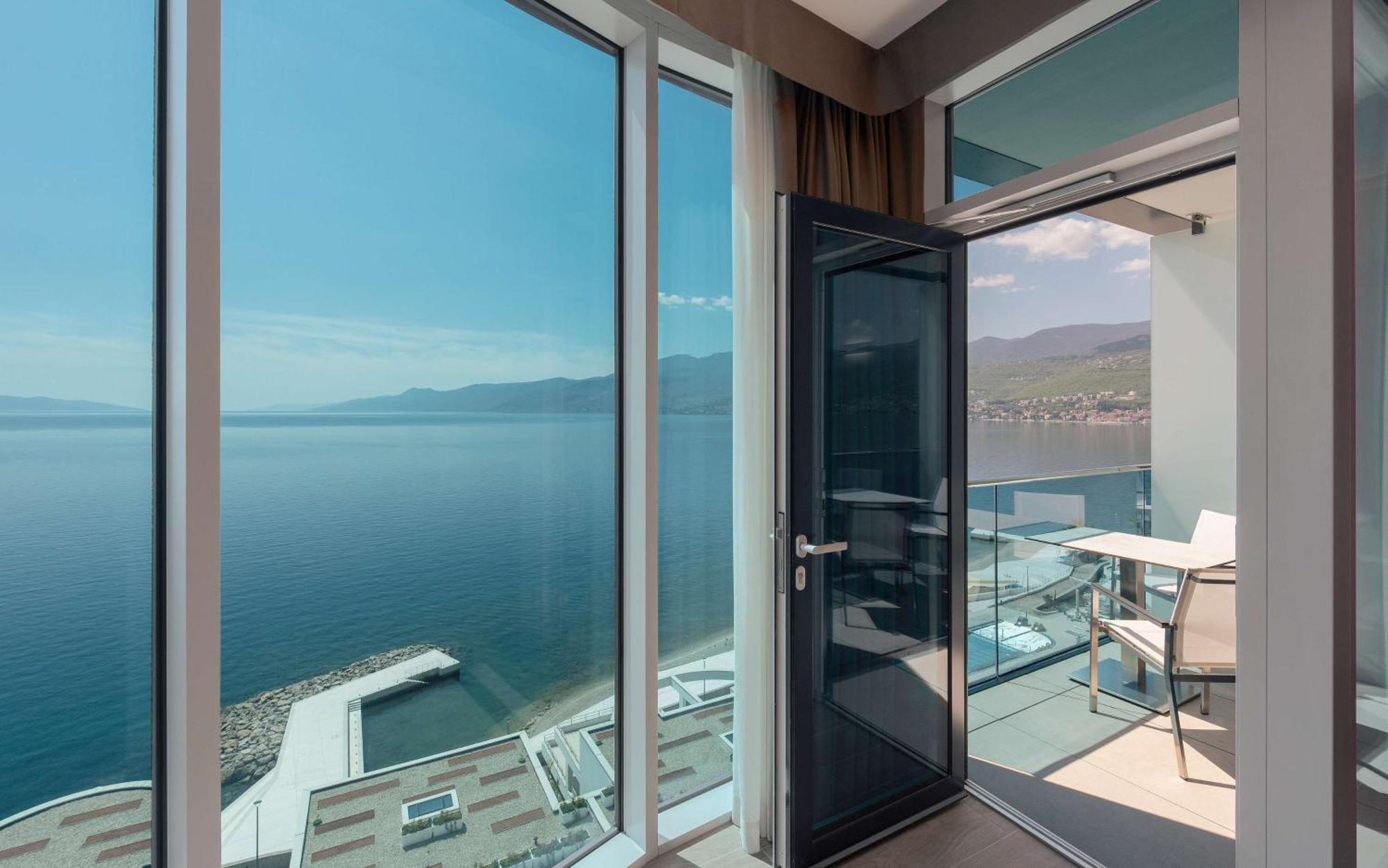 Hilton Costabella And Hotel 5*
